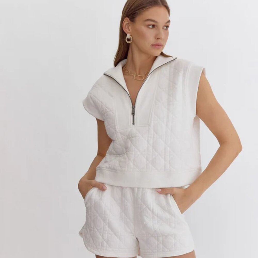 ENTRO Textured Half-Zip Lightweight Sweater Top And Shorts Set - Picture 2 of 13